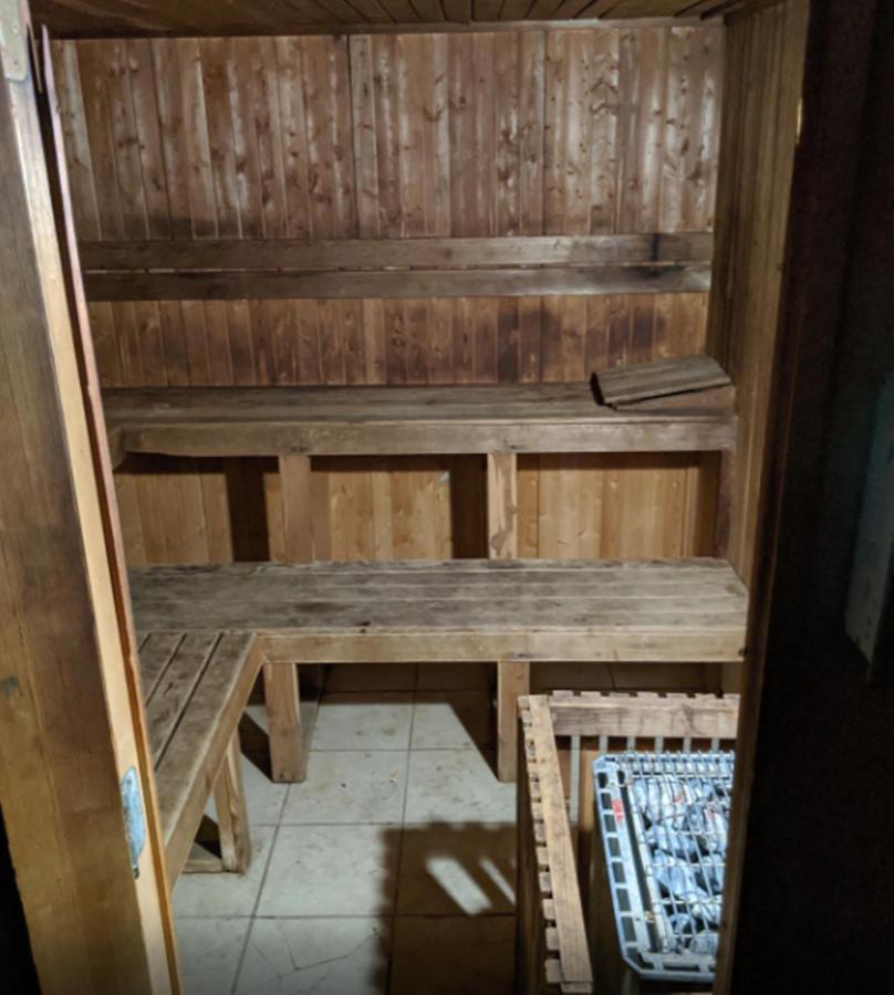 Atrium Inn Форт Стоктън Екстериор снимка